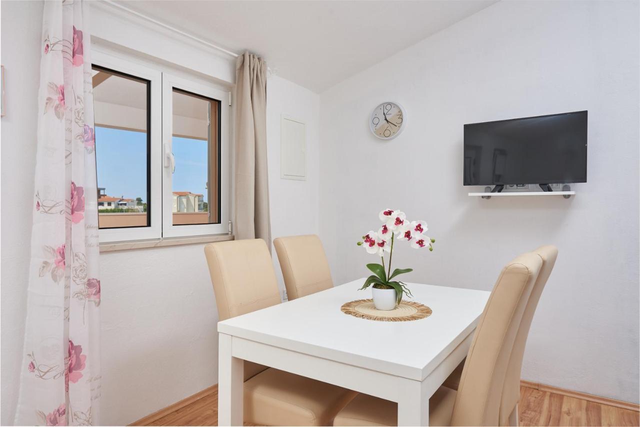 Apartments Lumi روغوزنيكا المظهر الخارجي الصورة