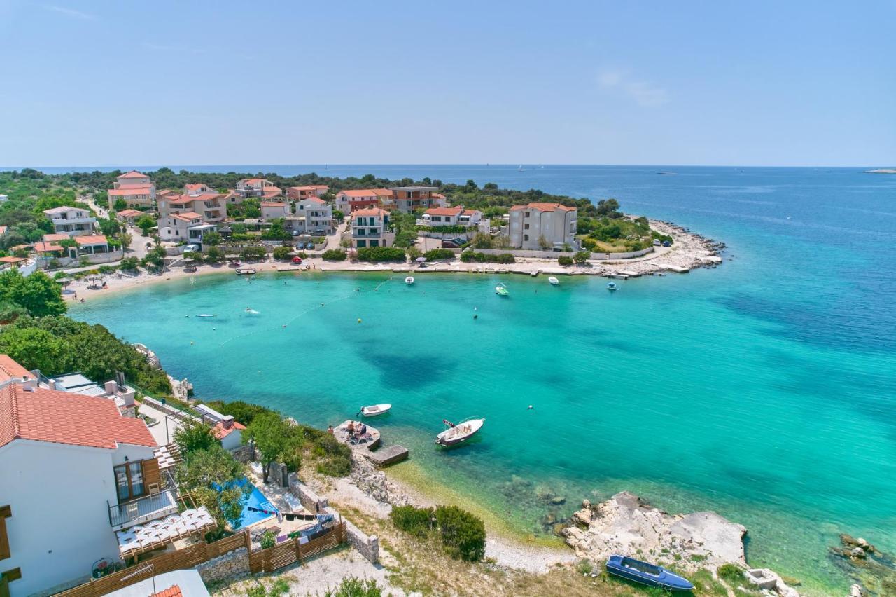 Apartments Lumi روغوزنيكا المظهر الخارجي الصورة