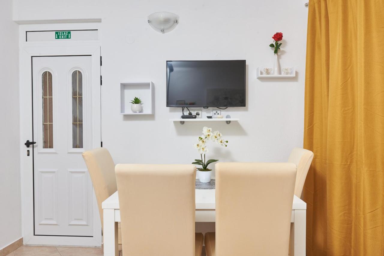 Apartments Lumi روغوزنيكا المظهر الخارجي الصورة
